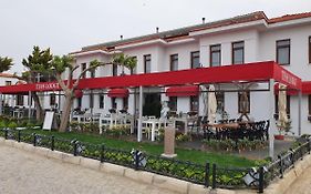 Teos Lodge Pansiyon